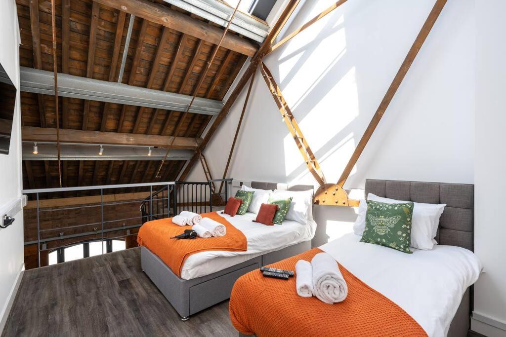 Marina Bliss: Stylish Mezzanine Swansea