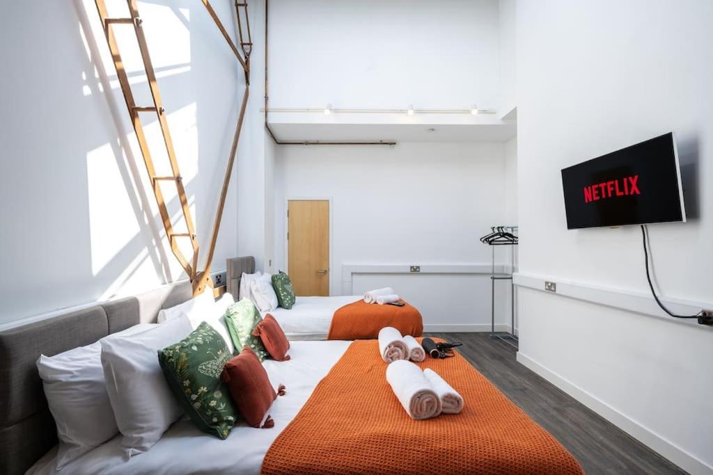 Marina Bliss: Stylish Mezzanine Swansea